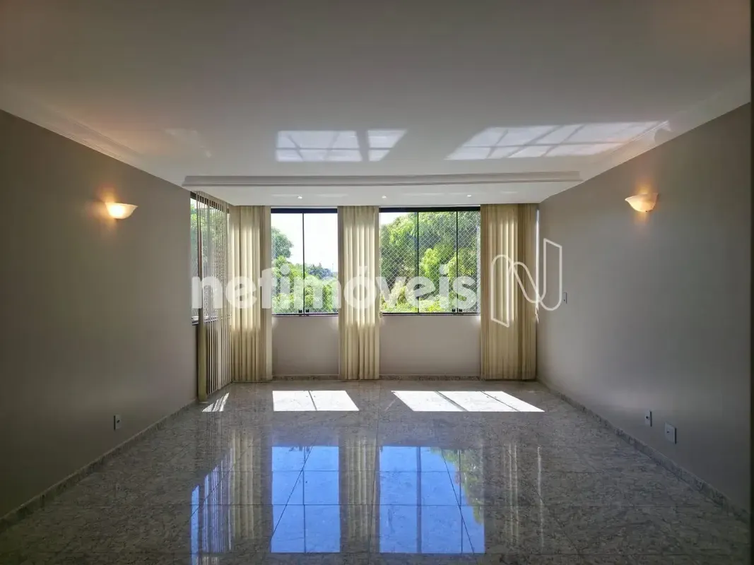 APARTAMENTO 3 QUARTOS – 1 SUÍTE -- CLOSET --SQN 111 | ASA NORTE Conforto, aconch...