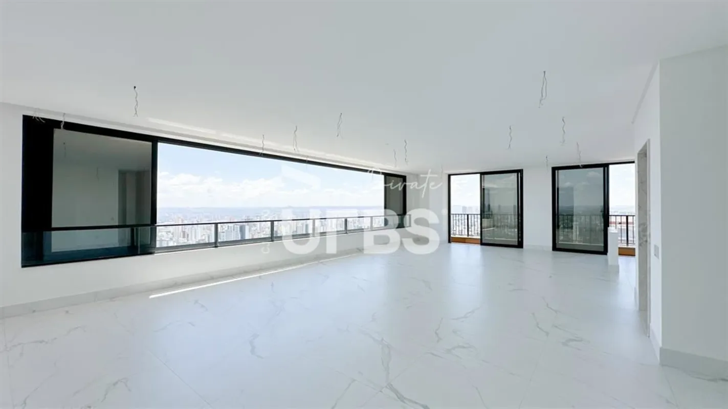 COD U-0035483 - Penthouse a venda 4 suítes no setor Oeste em frente a Praça do S...