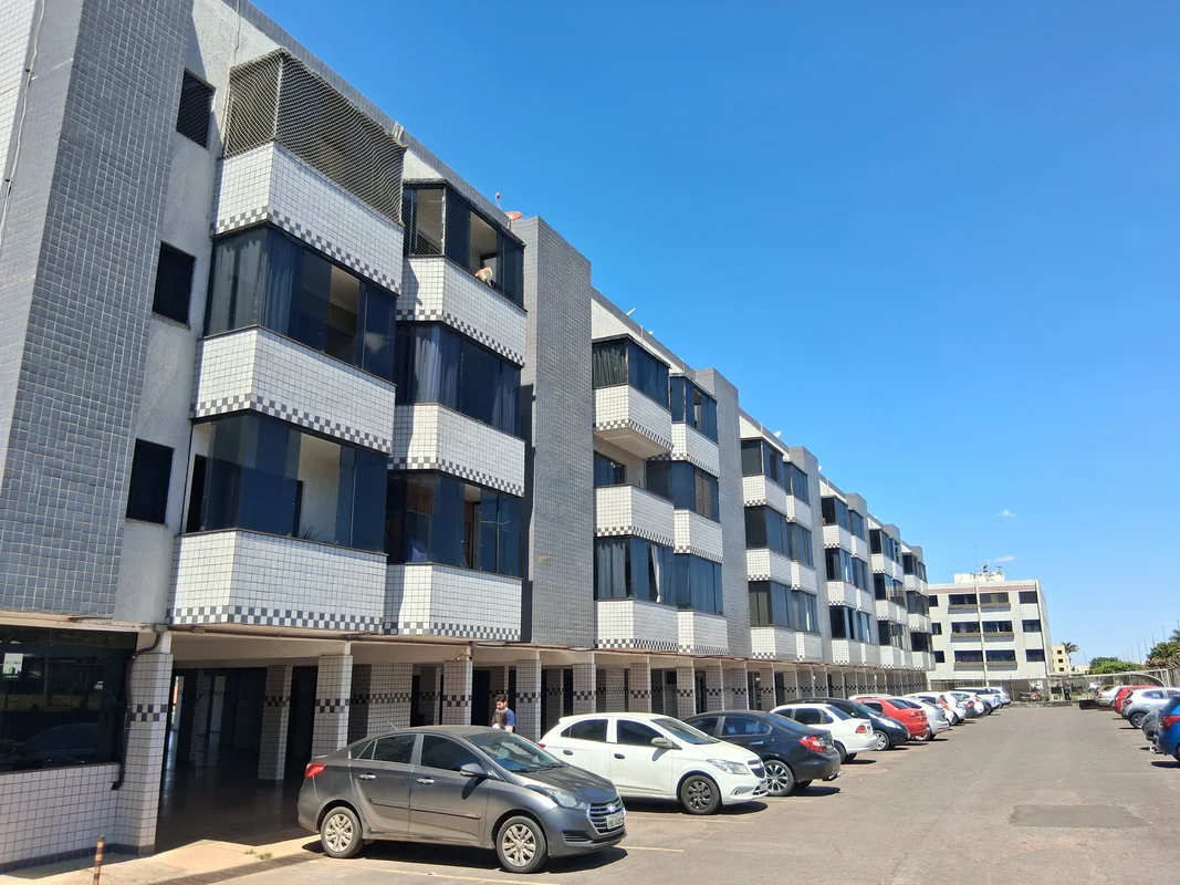 JG Consultoria Imobiliária Vende:Agendar visita: 61 9. 8597-9404 WhatsApp QNL 10...