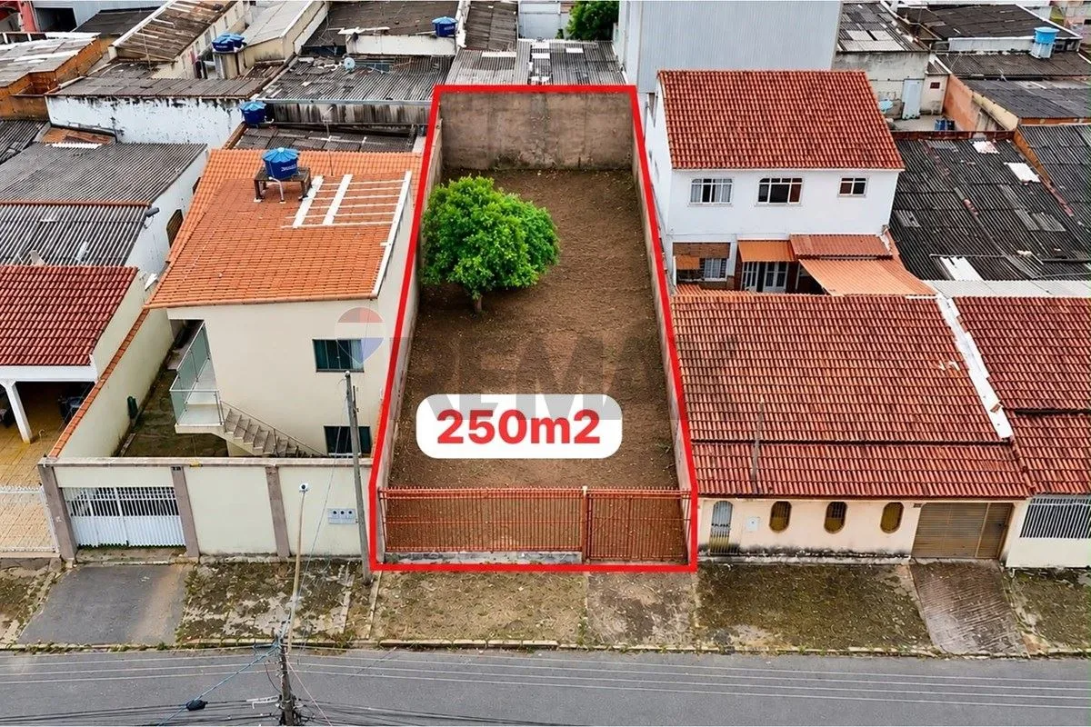 OPORTUNIDADE DE INVESTIMENTO NO CENTRO DA CEILÂNDIA | 250m² | ALTO POTENCIAL CON...