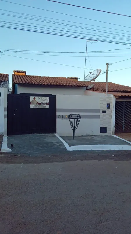 Características do imóvel:. 2 quartos;. Sala;. Cozinha;. Banheiro social;. Quint...