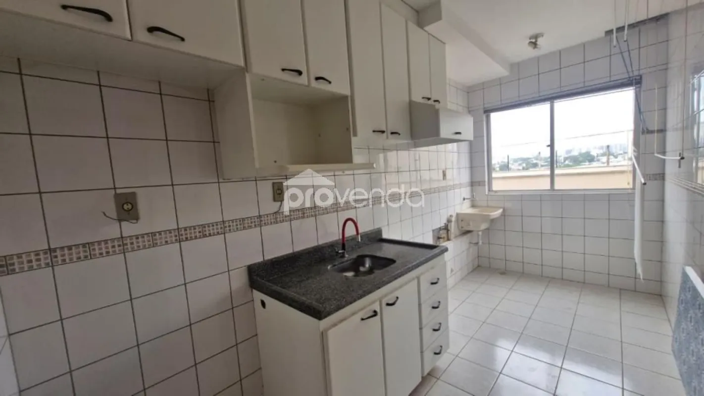 APARTAMENTO À VENDA – SETOR LESTE UNIVERSITÁRIOApartamento com 2 quartos, sendo ...