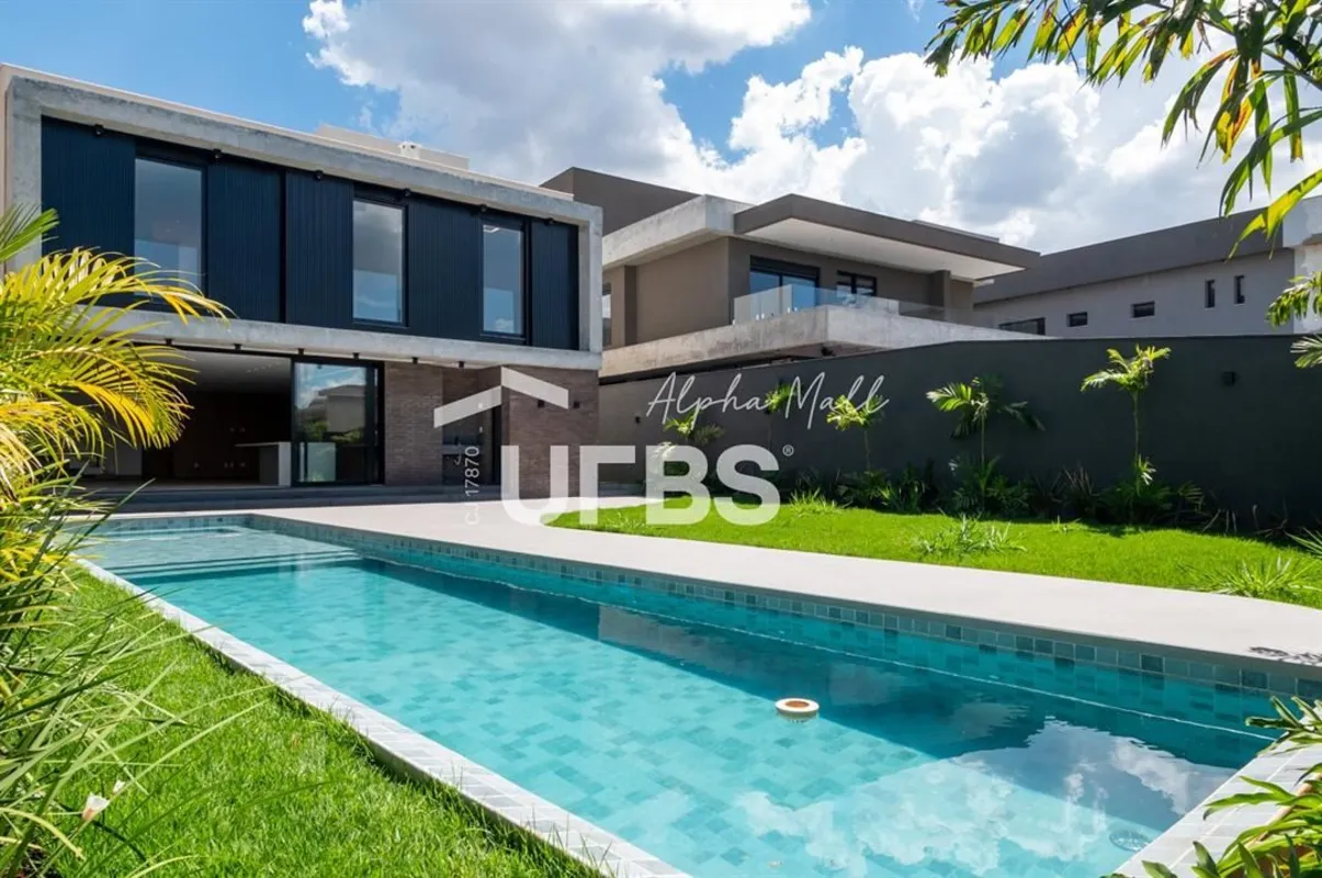 COD U-0009835 - Sobrado no Jardins It-liaCasa no Jardins It-lia, localizada em u...