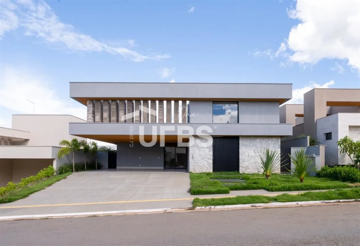 COD U-0030403 - Casa nova, moderna nunca habitada4 su-tes plenasSala ampla para ...