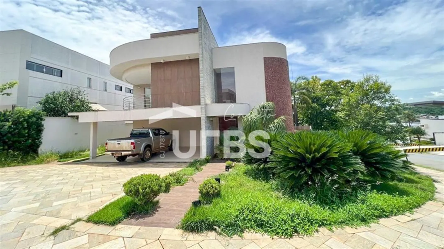 COD U-0027101 - Este sobrado no Alphaville Araguaia une conforto, exclusividade ...