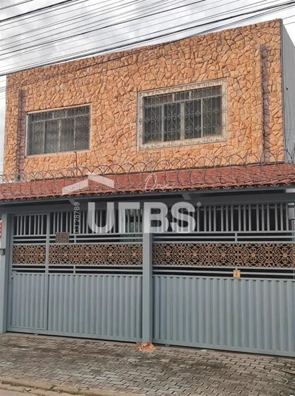 COD U-0031185 - Sobrado amplo com 439 m- e alto potencial comercialIm-vel vers-t...