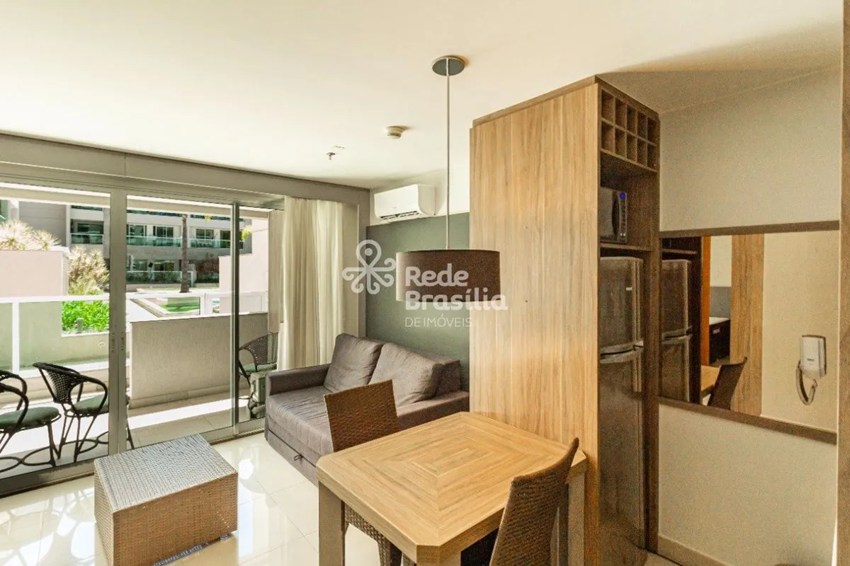 SCES Trecho 4 - Apartamento mobiliado com varanda no Brisas do Lago - Asa Sul ? ...