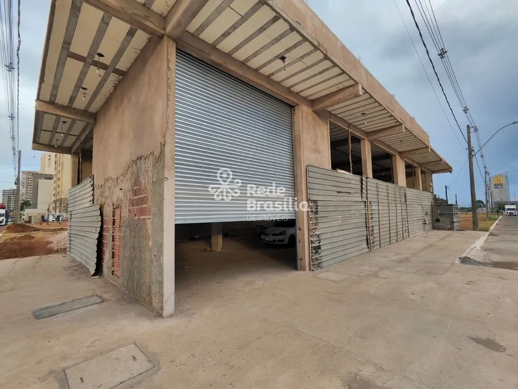 TH36074 - Qd 301 Centro Urbano Samambaia, Ótimo Galpão, 90m². Agende sua visita!...