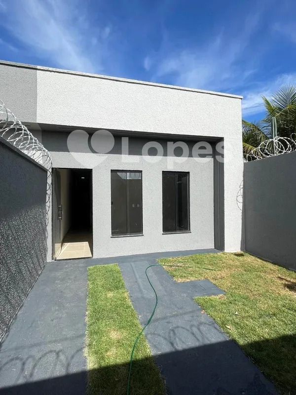 Casa 2 Quartos com Suíte à Venda no Residencial Santa Fé – GoiâniaExcelente opor...