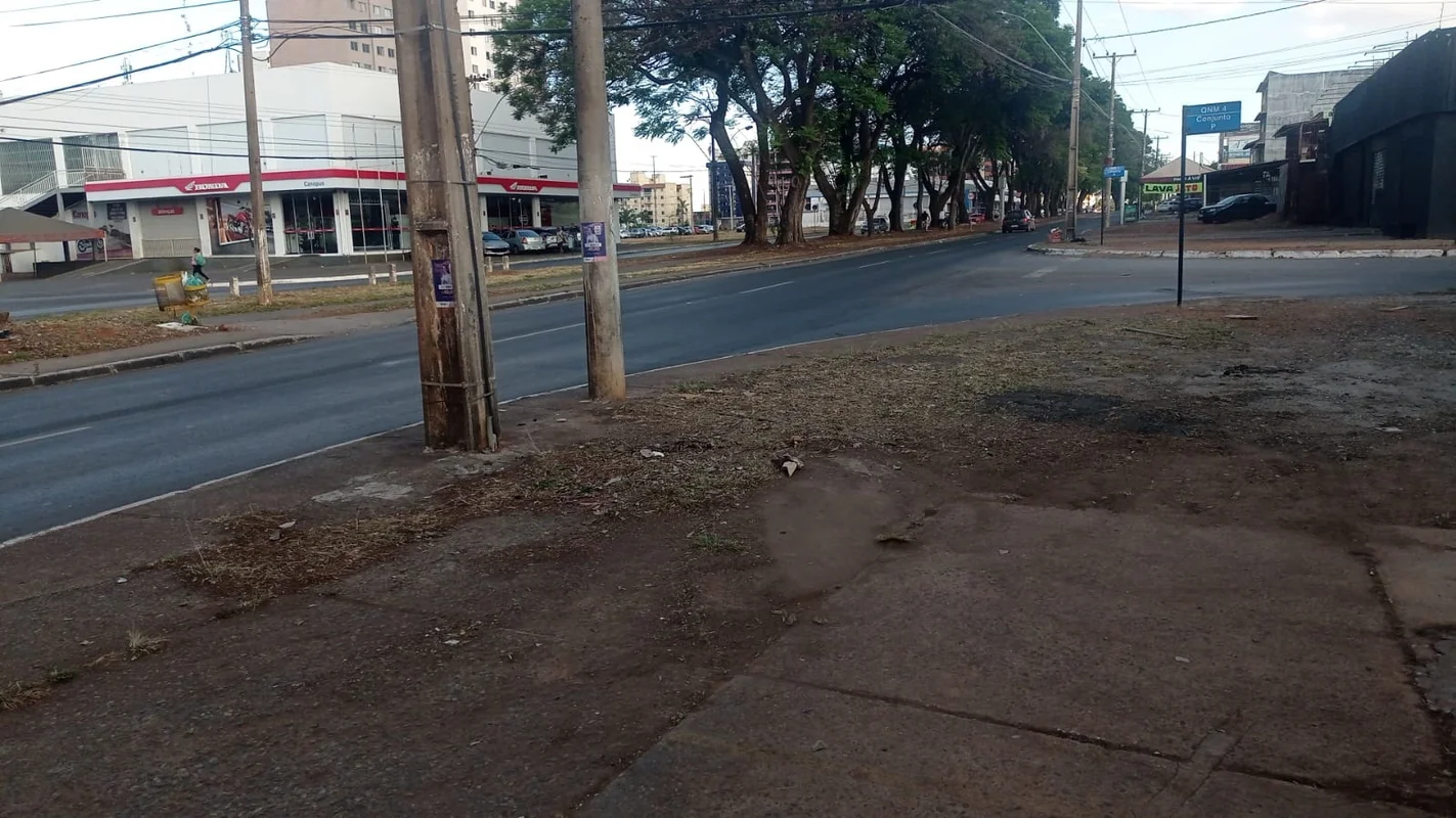 Excelente localização, Lote de Esquina com 250 metros, apropriado para fazer loj...