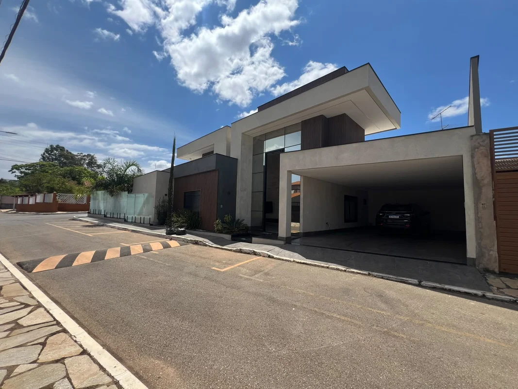 EXCLUSIVIDADE | CASA DE ALTÍSSIMO PADRÃO NO JÓQUEI VICENTE PIRES - DFApresentamo...