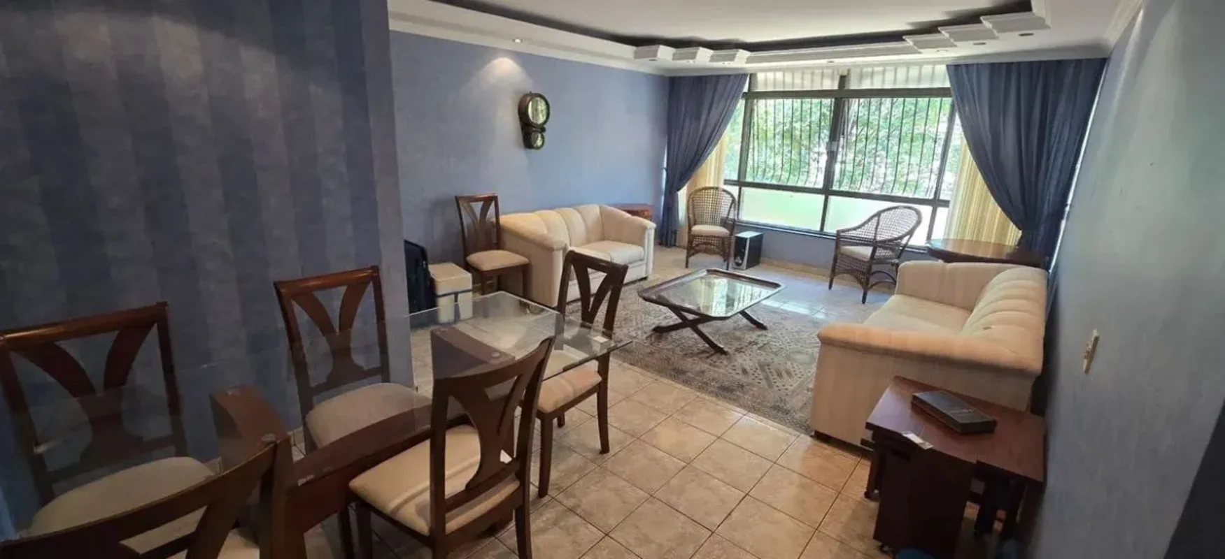 SQN 108 | 3 QUARTOS - 1 SUÍTE - 1 VAGA - VAZADO Apartamento de 123 m²: - Sala am...