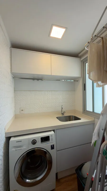 108 m23 suítes plenasIntegração entre sala de jantar/tv/sacada/cozinhaÁrea de se...