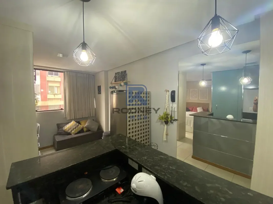 Imagine morar no coração de Brasília, em um apartamento mobiliado na SCRN 708/70...