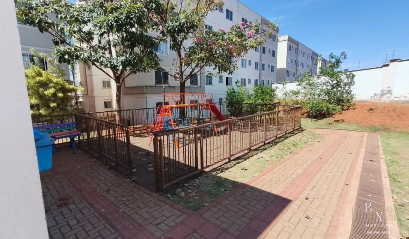 Com excelente localização, este apartamento está disponível para locação, compos...