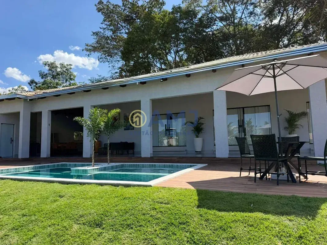 CHÁCARA À VENDA COUNTRY VILLE HIDROLÂNDIA/GOPORTEIRA FECHADA PRONTA PARA APROVEI...