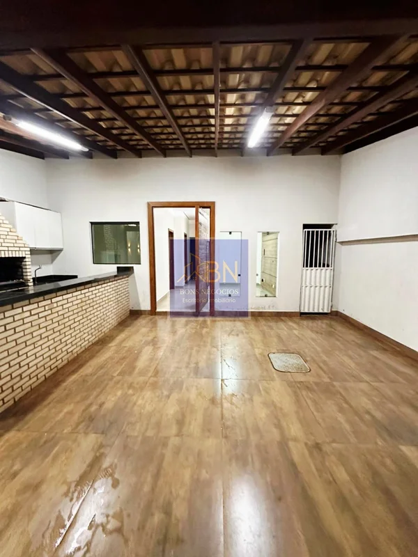 Uma casa diferenciada para quem busca conforto, espaço, acabamento moderno e uma...