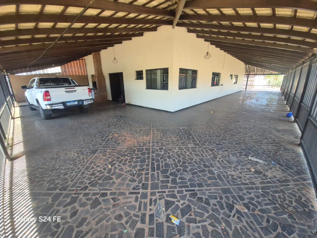 ALUGA-SE CASA NA QNL 7CONTATO: 98413-6125 AFONSOCasa ampla, confortável e muito ...
