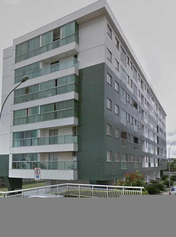 Descubra um apartamento de 2 quartos, com suíte e vaga de garagem no Edifício Vo...