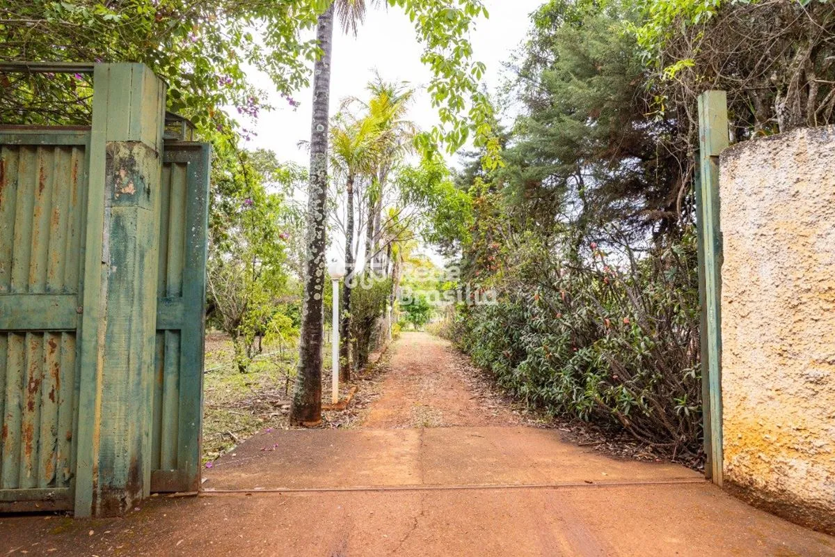 Chácara ESCRITURADA Núcleo Rural Casa Grande - GamaChácara com aproximadamente 2...