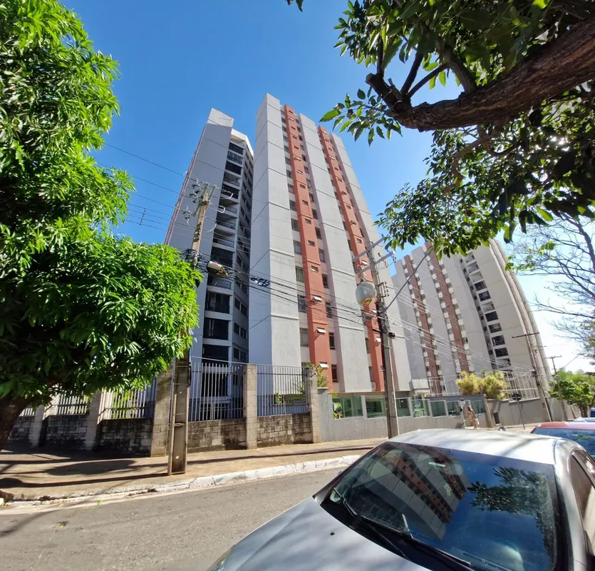 Apto á venda no Edifício Mirafiori Apto à venda no Residencial Mirafiori com exc...