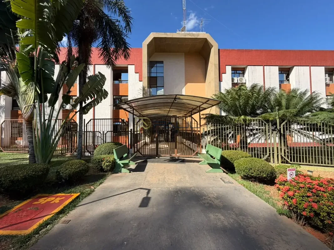 Kitnet no Sudoeste | Ed. Montserrat | 1 Quarto | 26m² | Porteira Fechada | 1 Vag...