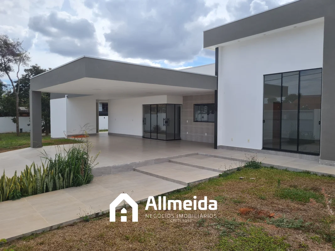 VENDO CASA NOVA COM TRÊS QUARTOS 19/09/26