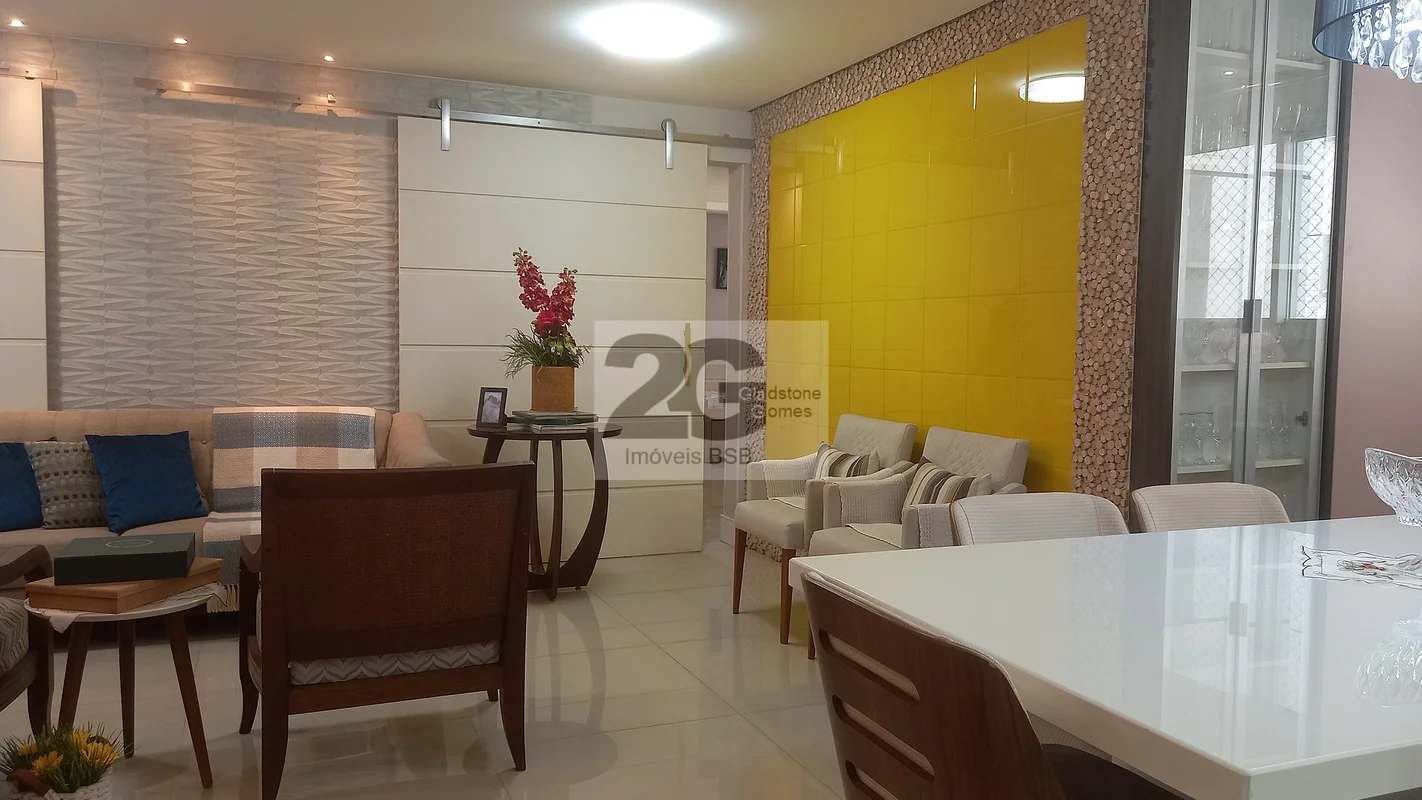 REFORMADÍSSIMO APARTAMENTO DE 4 QUARTOS SENDO 1 SUÍTE, SALA PARA 3 AMBIENTES, VA...