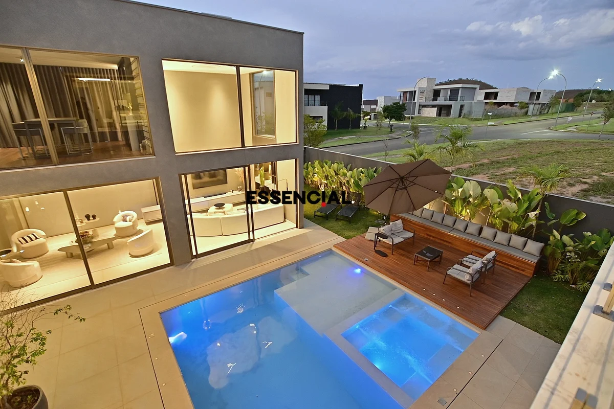 Essencial Imob Vende uma Casa de 4 suites projetada com traço contemporâneo e at...