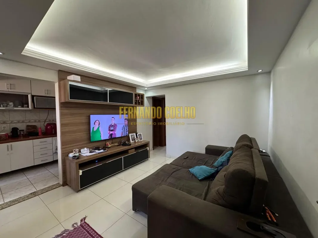 Excelente apartamento à venda, localizado muito boa, vazado com ótima iluminação...
