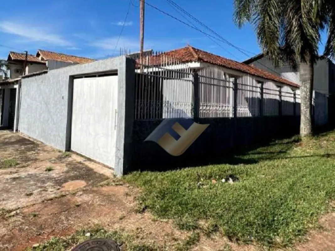 Casa à venda na QND 25, Taguatinga Norte | 340 m² | FinanciamentoA J. Fleury apr...
