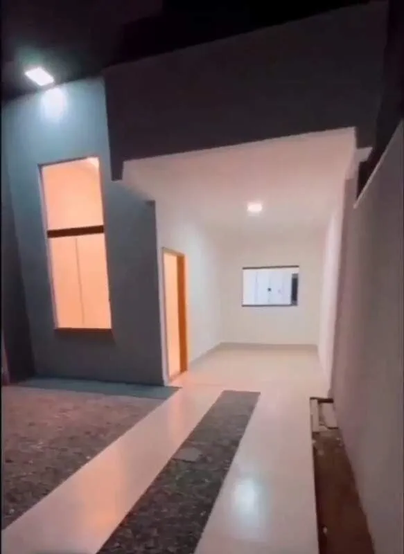  3 quartos sendo uma suíte1 banheiro convencionalCozinha amplaSala pé direito du...