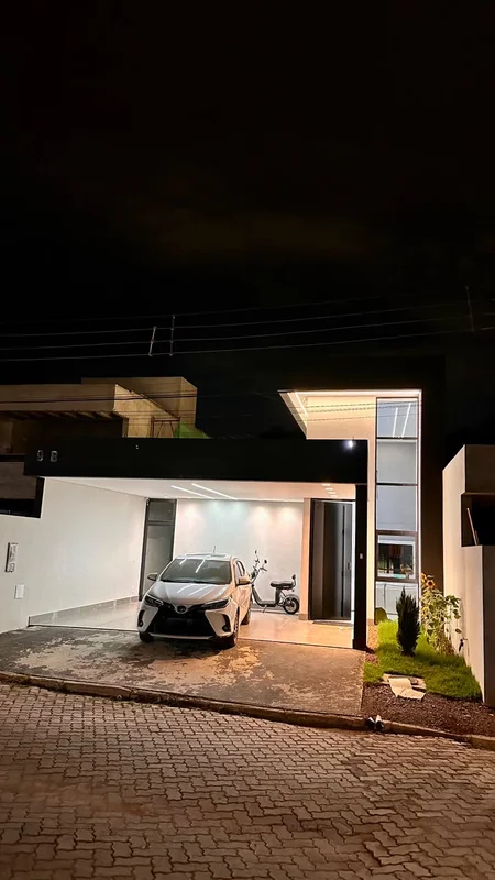 CASA NOVA E MODERNA | 3 SUÍTES | 400 m² DE LOTE | 280 m² DE ÁREA CONSTRUÍDACondo...