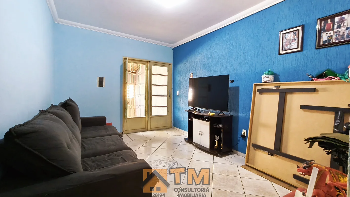 TM CONSULTORIA IMOBILIARIAVENDE:EXCELENTE CASA TODA NA LAJE, COM 3 QUARTOS, BEM ...