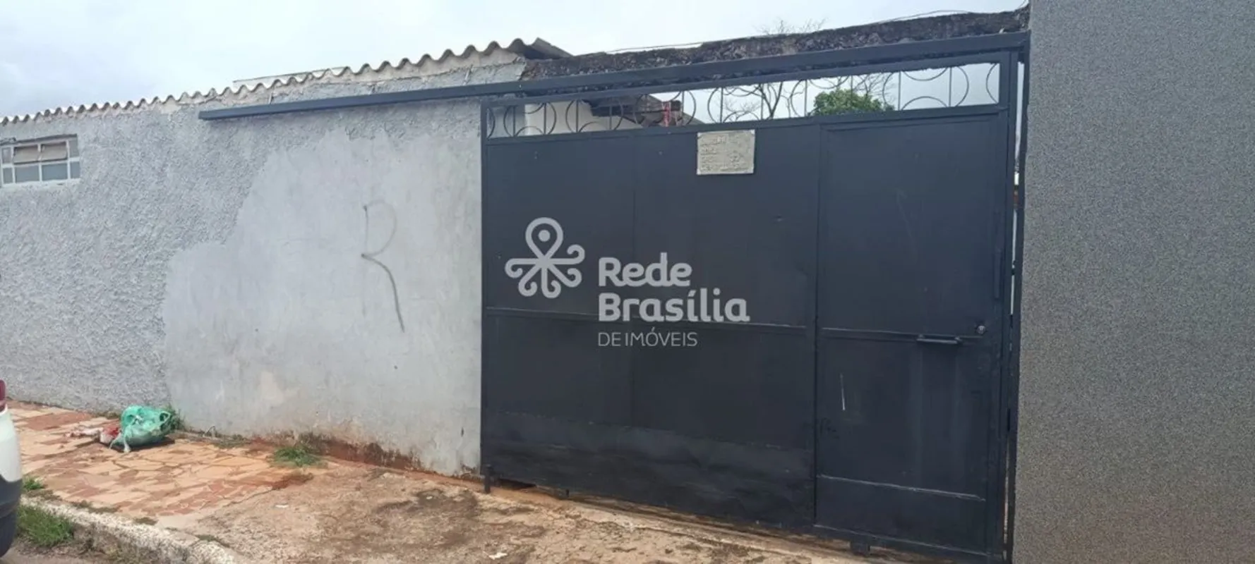 Detalhes do IMÓVEL:Área privativa: 350 m² de lote4 quarto(s)3 sala(s)3 banheiro(...