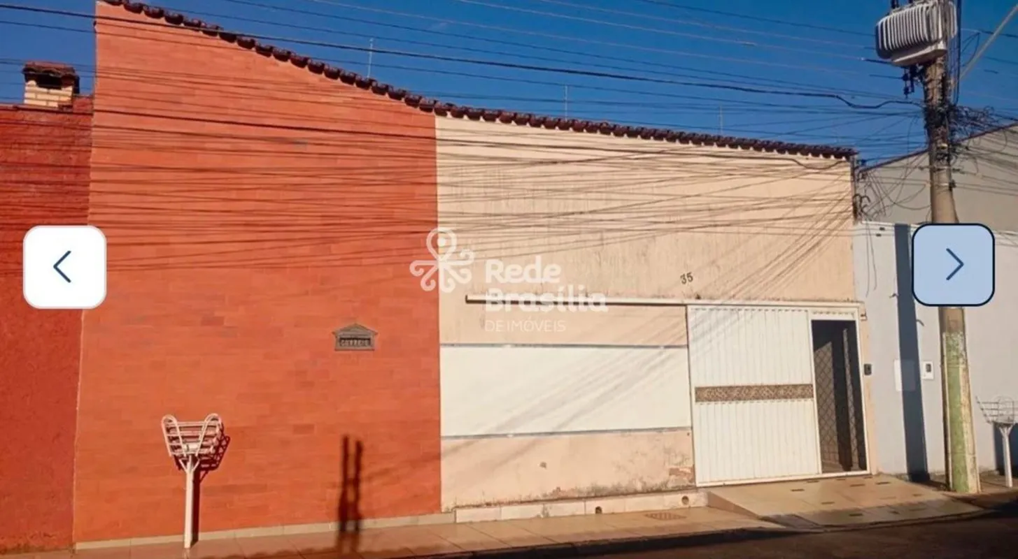DETALHES DO IMÓVEL:04 quartos, sendo 01 suíte com banheiraSala ampla para 02 amb...