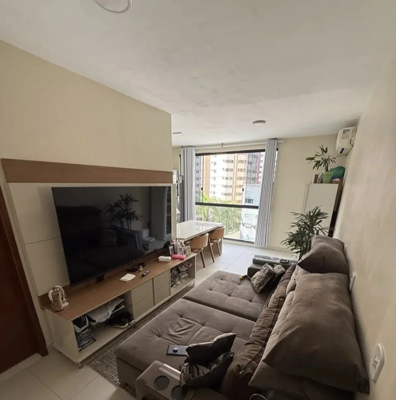 ED. ONIX | 57 m² | 2 QUARTOS | REFORMADO | NASCENTE Águas Claras | Apartamento d...