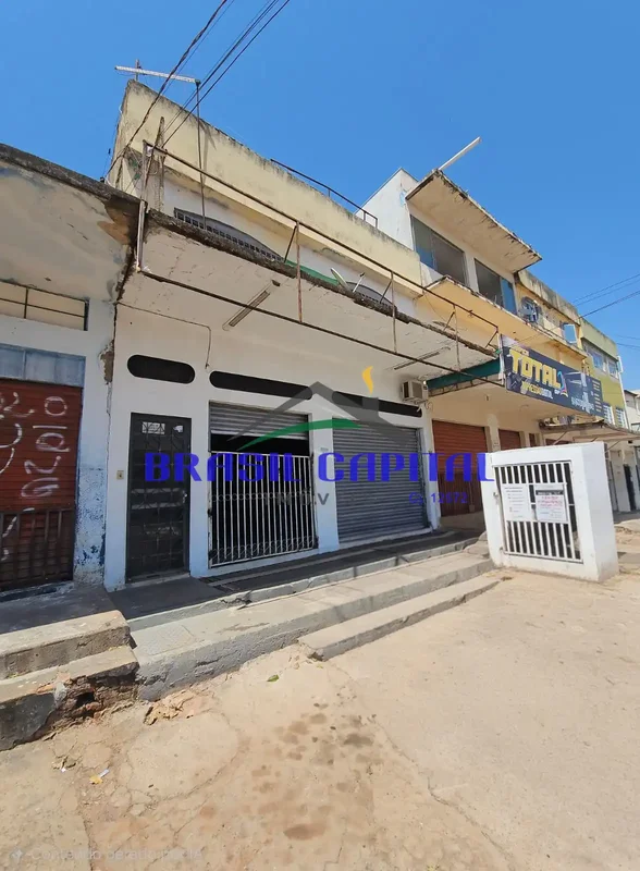 CNG 10 – PRÉDIO INTEIRO COM 2 LOJAS E 2 APARTAMENTOS | RENDA DE R$ 5.000,00Excel...