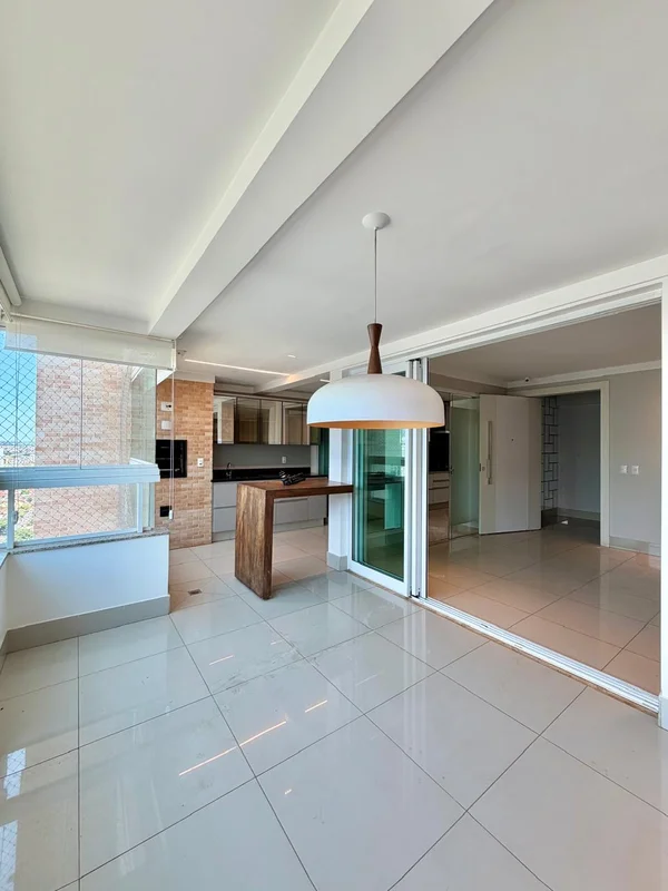 Raridade no Setor Bueno Apartamento com elevador privativo, todo montado e clima...