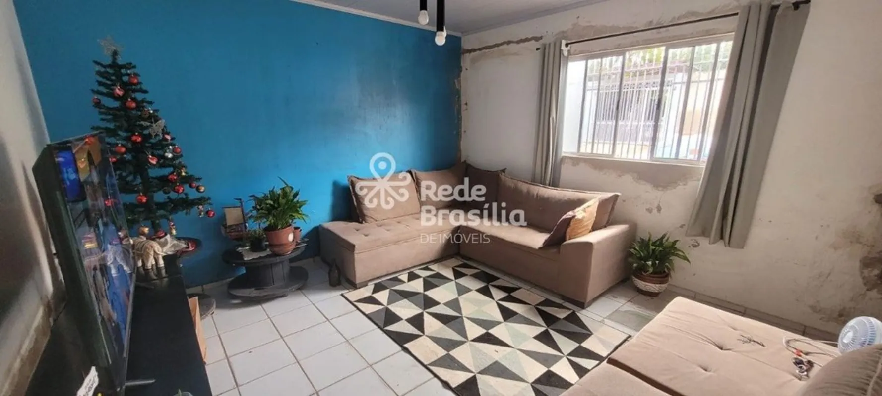 Detalhes do IMÓVEL:350m² de lote4 quartos (sendo 1 suíte)2 salas (sala de TV e s...