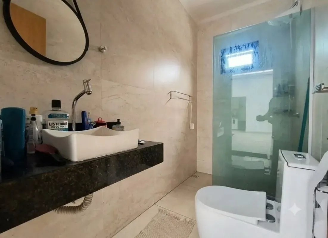 Sobrado no Condomínio de chácaras Miraflores 1.200 m² 440 m² Construídos | Hidro...