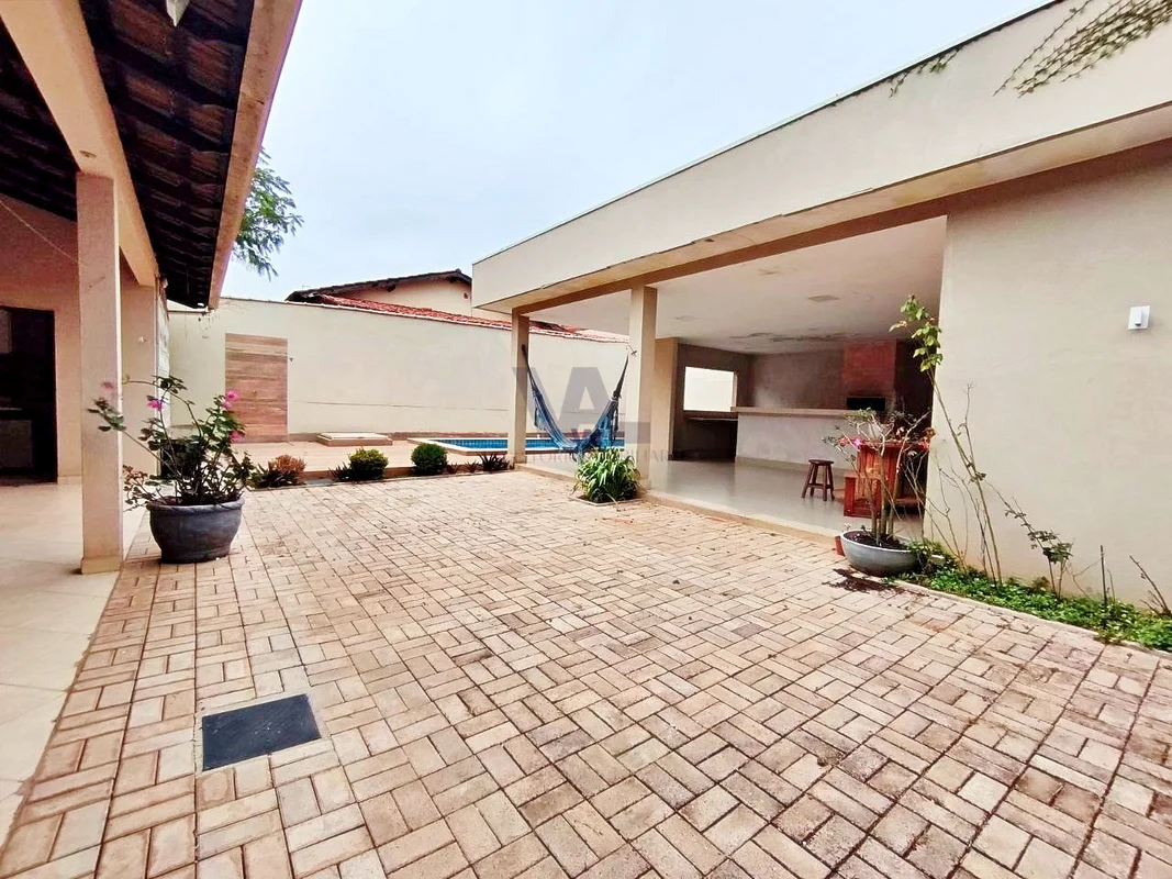 Casa localizada no Condomínio Residencial RK, na Região dos Lagos, esta casa est...
