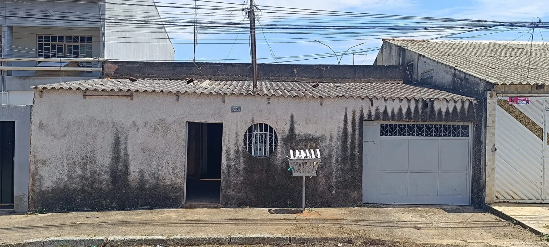DescriçãoOPORTUNIDADE NO GAMA Oeste: Lote 275 m² com 2 residências. Localizado n...