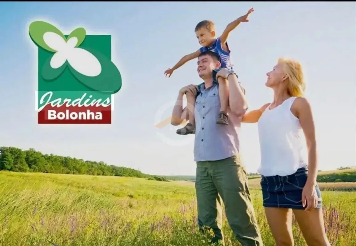 TERRENO NO JARDINS BOLONHA PROXIMO A PORTARIA 300 metros quadrados ESCUTAMOS OFE...