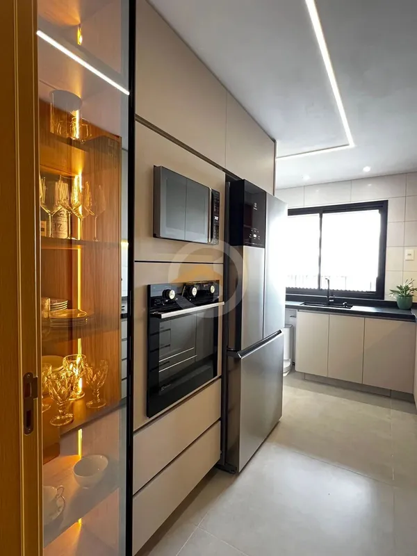 Apartamento 3 Suítes Decorado e Mobiliado Setor Marista, sendo 140 m², duas vaga...