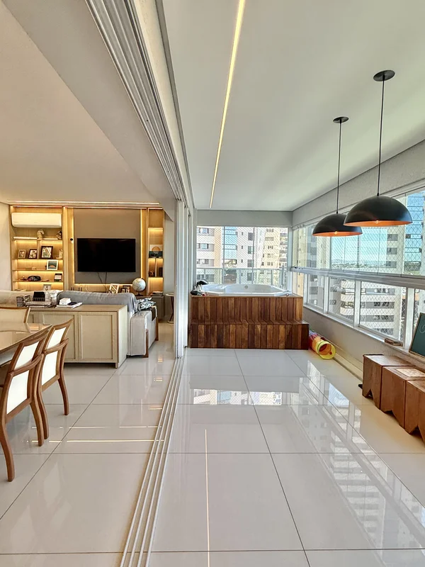 Apartamento de Luxo no Europark Tijuca: 167 m², Spa Privativo na Varanda e Eleva...
