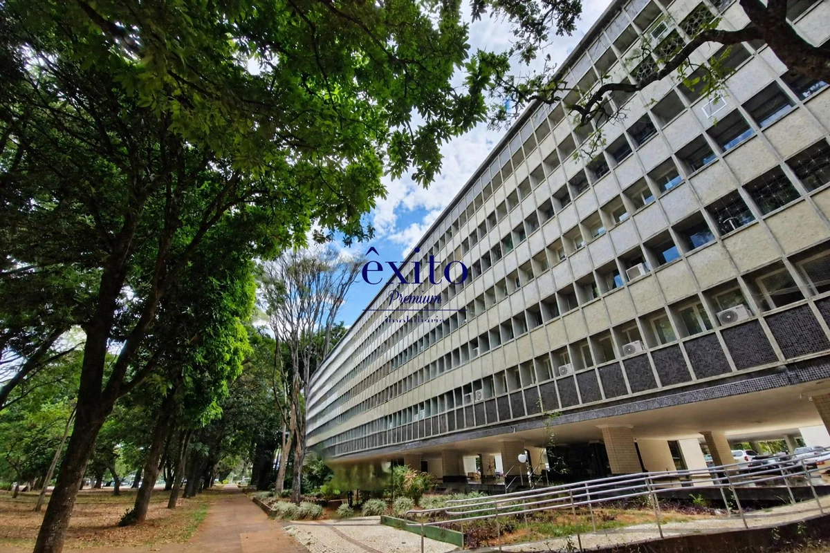 Asa Sul, SQS 303 Bloco B. Apartamento para locação!Apartamento nascente, vazado,...