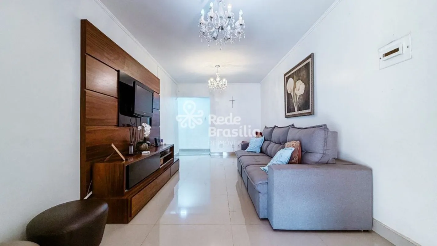 SRES QD 12 - Cruzeiro Velho Excelente casa térrea no Cruzeiro Velho, com 119,03 ...
