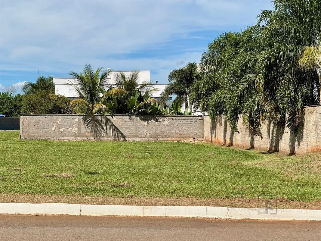 Lote com 548 m² a vendaCondomínio Portal do Sol GreenTerreno plano, sem vizinho ...