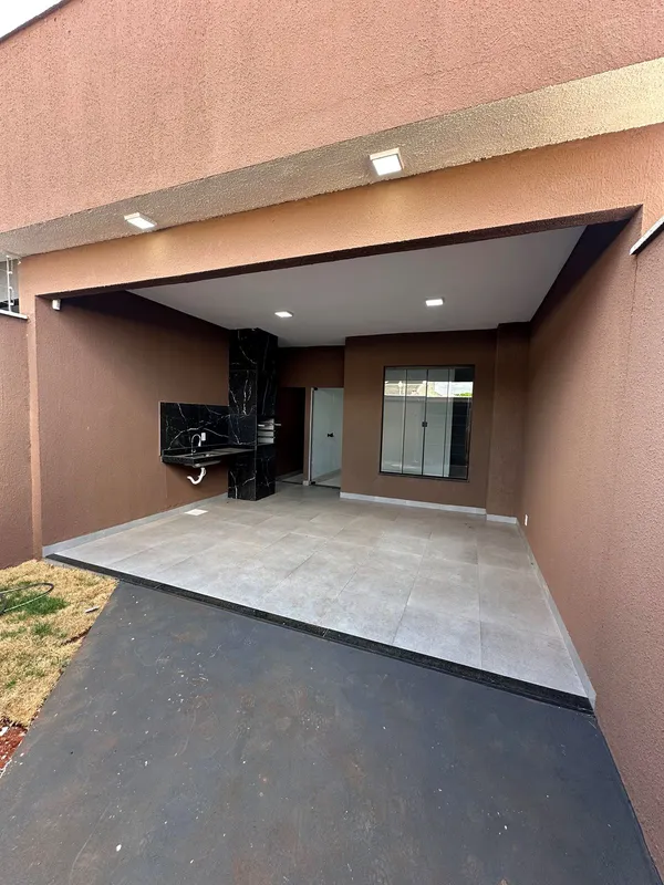 Uma residência que reúne conforto, funcionalidade e praticidade, ideal para quem...